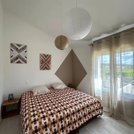 Les Maisons De Lina Holiday home Les Mees