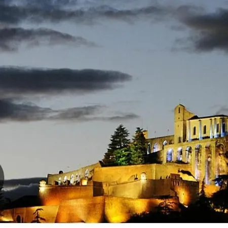 Les Maisons De Lina
